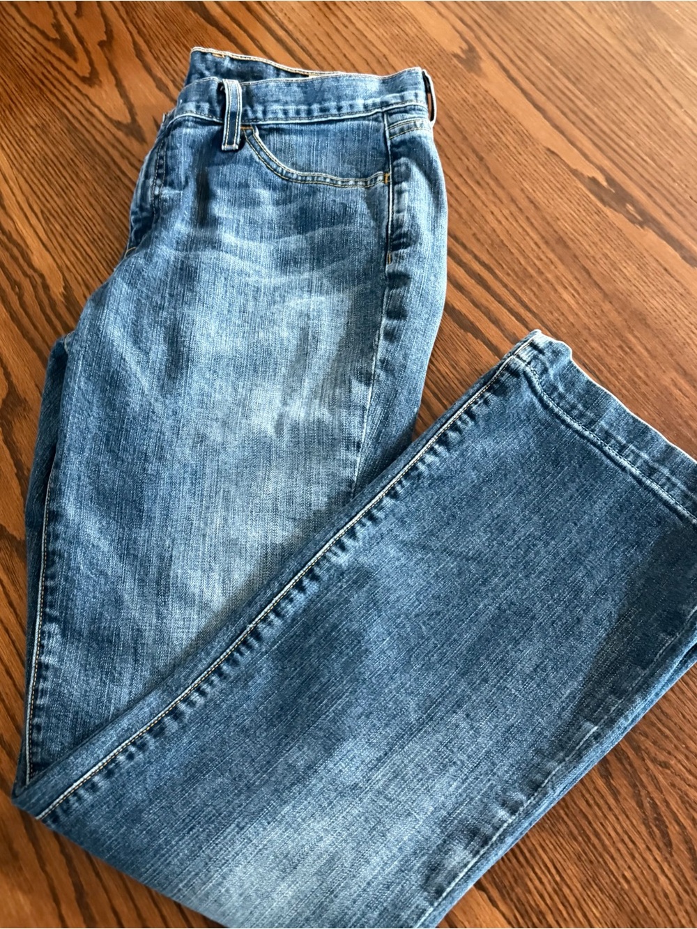 Vintage Gap Long and Lean Flare Cut Women's Bootcut Jeans. Size 8R.